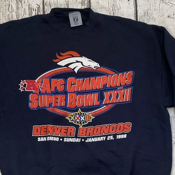 Vintage Denver Broncos Super Bowl XXXII Logo 7 NFL Football Crewneck Sweatshirt - Picture 2 of 3